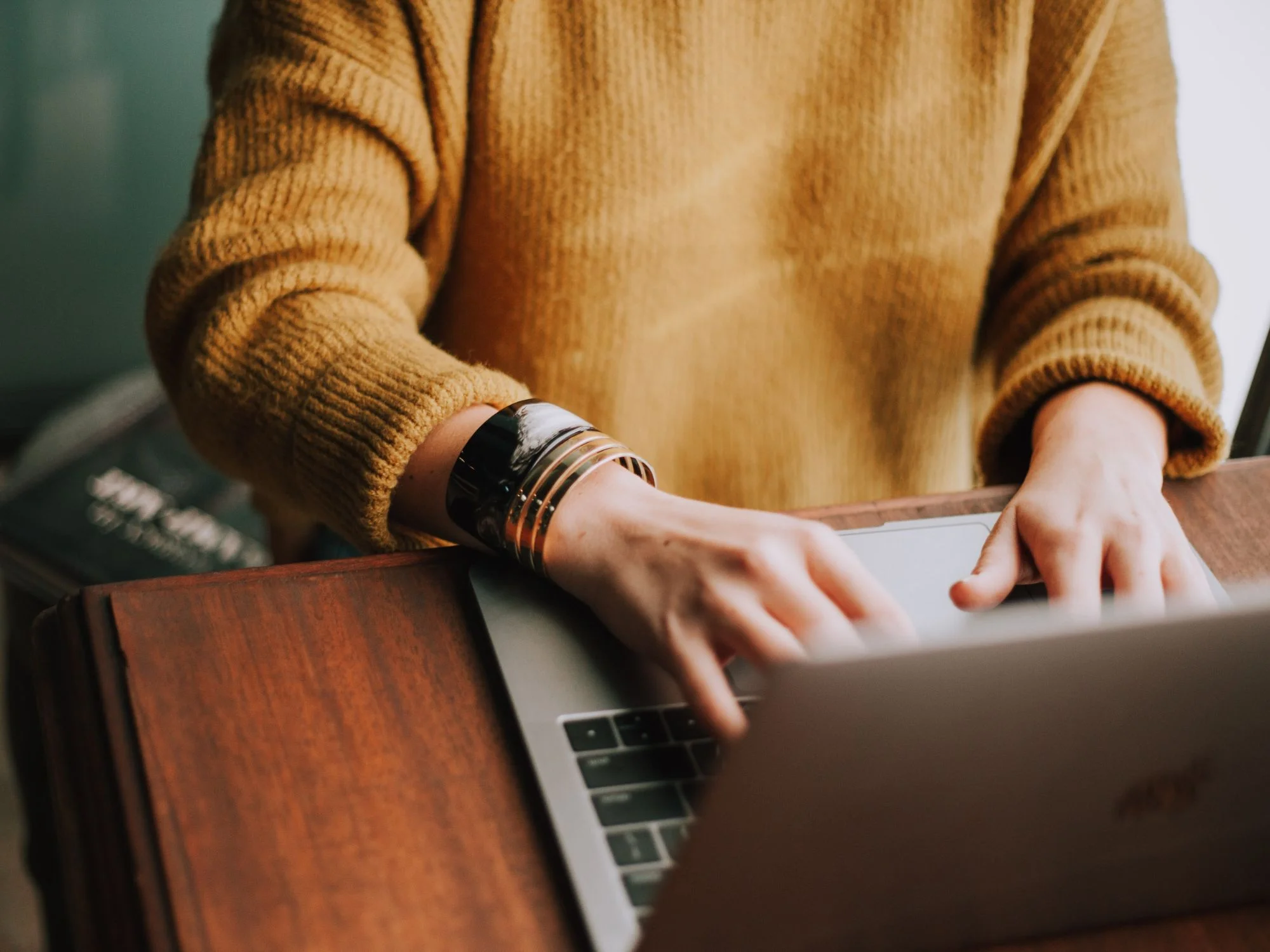 Employment-Laptop-Library-4-3